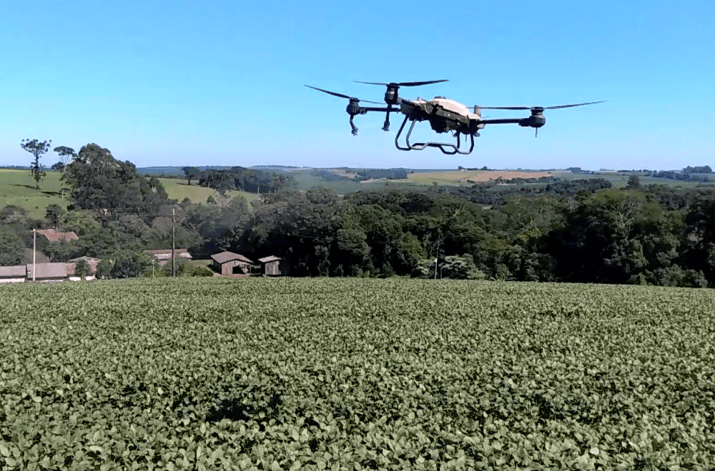 Vantagens da pulverização com drone: